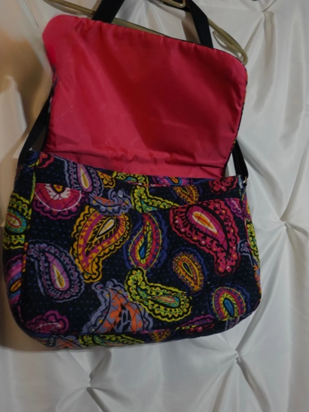 VERA BRADLEY Twilight Paisley Essential Messenger Bag Laptop Tote
